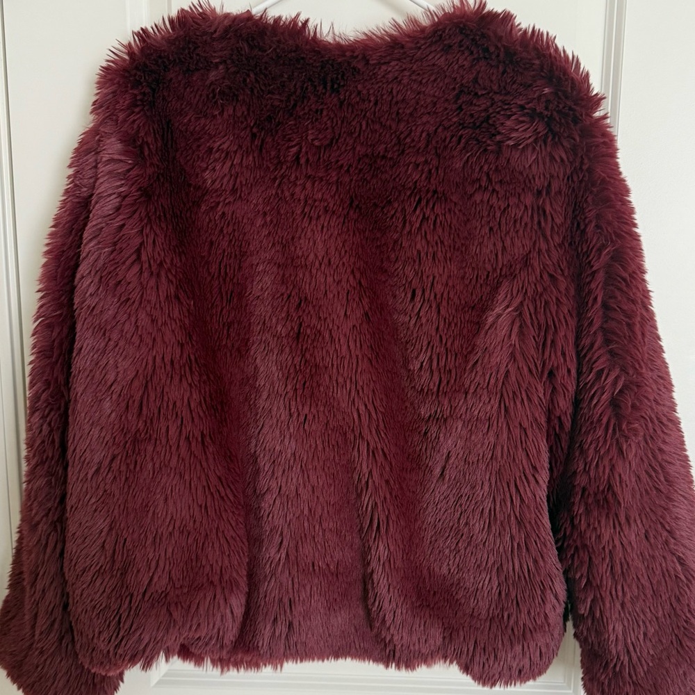 SIMPLY VERA WANG MAROON RED FAUX FUR GLAM FURRY RAVE SHERPA JACKET BURGUNDY - Picture 4 of 13